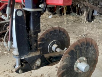 2018 Bourgault 3320 Seeder Bar