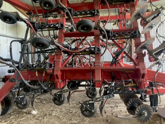 2018 Bourgault 3320 Seeder Bar