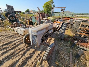 Grey Massey Ferguson Tractor with 3PL