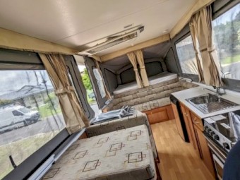 2009 Goldstream wing 3 Pop top caravan 