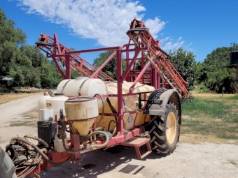 2005 Croplands Pinto Boom Spray