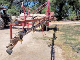 2005 Croplands Pinto Boom Spray