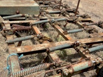 John Shearer  33 tine Scarifier