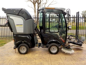 11/2015 KARCHER MC 50 ADVANCE COMFORT COMMERCIAL VACUUM SWEEPER