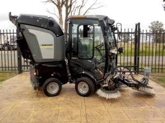 11/2015 KARCHER MC 50 ADVANCE COMFORT COMMERCIAL VACUUM SWEEPER