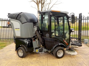 11/2015 KARCHER MC 50 ADVANCE COMFORT COMMERCIAL VACUUM SWEEPER