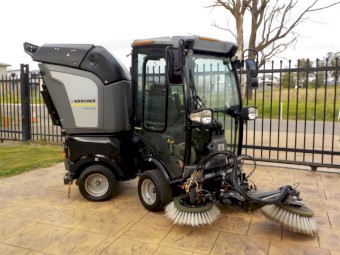 11/2015 KARCHER MC 50 ADVANCE COMFORT COMMERCIAL VACUUM SWEEPER