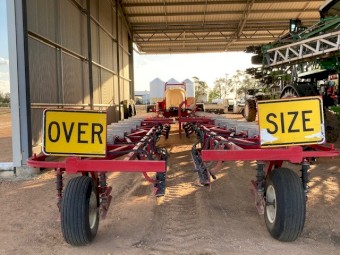 2018 Croplands Weedit 6000L Boom Spray