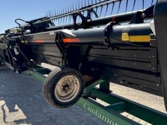 2009 MacDon D60 Draper Front