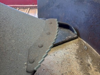 Jay-Lor 2425 Vertical Feed Mixer