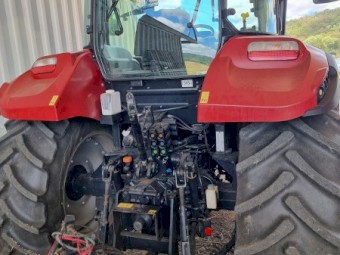 Case IH Farmall 115U Tractor with Loader