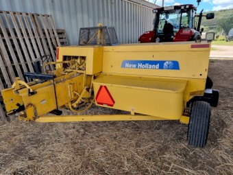 2013 New Holland BC 5070 Small Square Baler