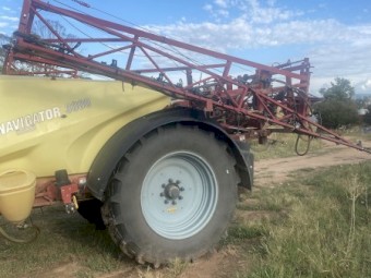 2012 Hardi Navigator 3000 litre Boomspray 