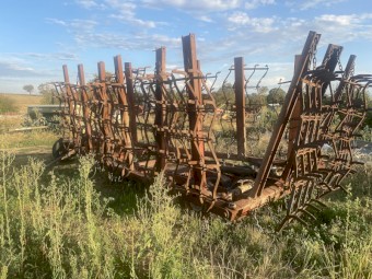 40 Foot Hydraulic Lift And Fold Harrows