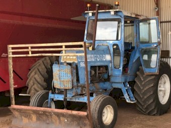Ford 9600 Tractor