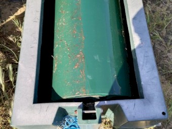 Livestock molasses licker