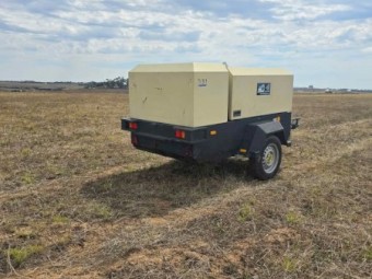 Ingersoll Rand / Doosan 180 cfm Rotary screw compressor