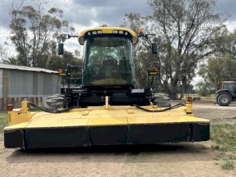 2010 New Holland H8080 Windrower
