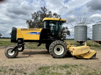 2010 New Holland H8080 Windrower