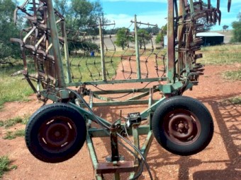 Horwood Bagshaw Hydraulic Harrows