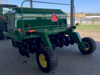 2022 John Deere 1590 seed drill 