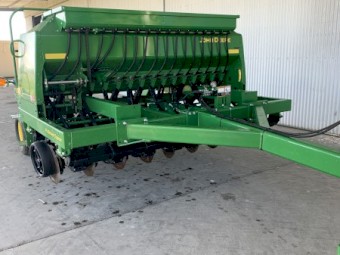 2022 John Deere 1590 seed drill 