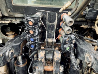 2010 Valtra N92 HiTech Tractor