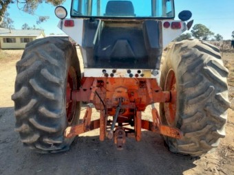 Case 2290 Tractor
