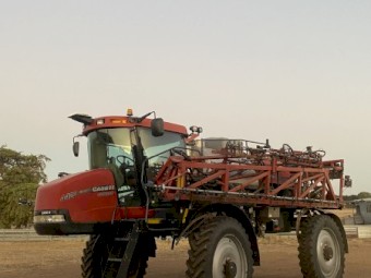 2010 Case IH 4420 Patriot Self Propelled Boom Spray
