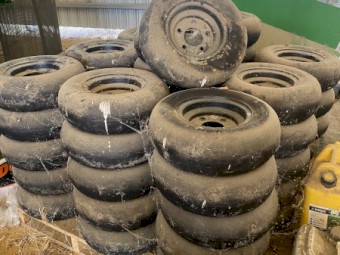 23 x Bourgault Press Wheels