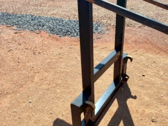 Challenge Bulk Bag Lifter