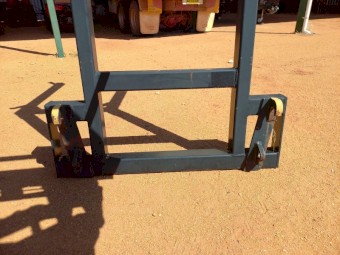 Challenge Bulk Bag Lifter