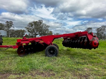 International IHC3-5 Offset discs - 24 plate