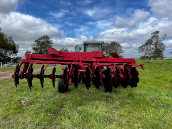 International IHC3-5 Offset discs - 24 plate