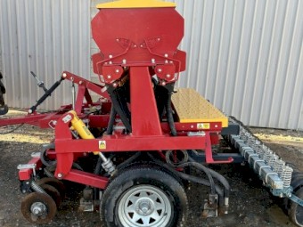 18 run Duncan Eco Seeder