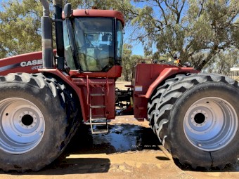 2009 Case IH STX 435 Tractor