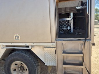 2000 Nissan Patrol Ute and Camper