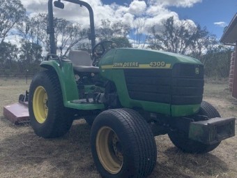John Deere HST 4300 Tractor with Gessner Slasher