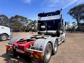 2007 Western Star 4800FS2 and Moore 2017 34x6 TOA  Selling together or will seperate