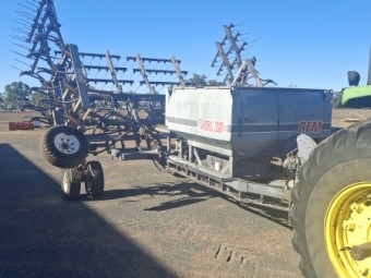 24ft RFM 2000 Air Seeder