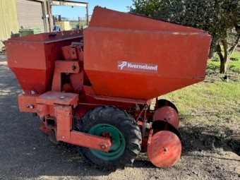 Kverneland Potato Two Row Planter