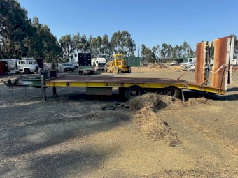 1998 Lusty Beaver Tail Plant Trailer