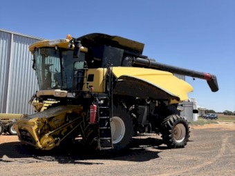 New holland CR 960 +honeybee 94c