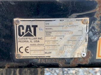 T9B Caterpillar Trencher attachment with manual side shift suit skid steer wheeled loader or track loader