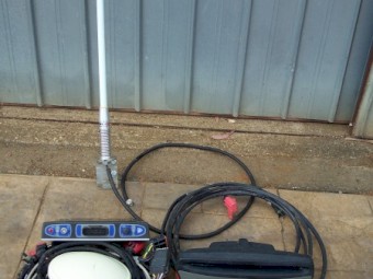 TRIMBLE FM750  screen with RTK activation.