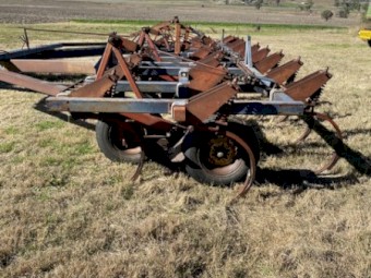 Flexicoil/Friggstad Chisel Plough