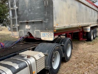 2006 Iveco Stralis  Prime mover and 32 x 6  Alloy semi tipper