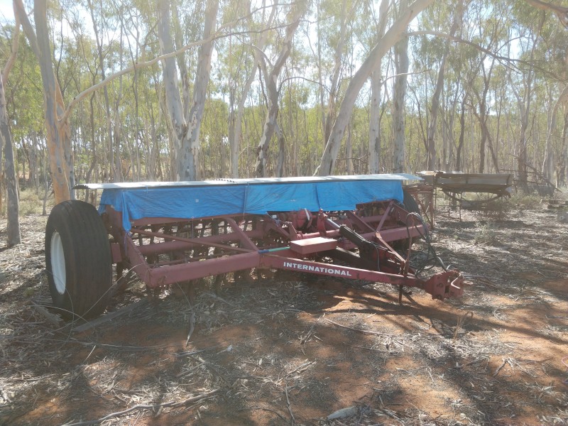 28 row  tyne seeding drill