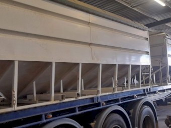 1991 91 Freighter ST3 - Trailer & 2 Bins