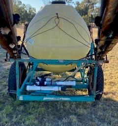 Sprayer-Tow behind